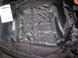BATOH NA POČÍTAČ BETA značkový batoh sportovní batoh BETA Pracovní batoh na notebook a doklady ,batoh do školy a práce 