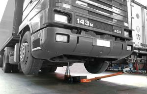Pneumaticko-hydraulický zvedák na nákladní auta do 70T hever BETA, nosnost 70-43-23-13 t  