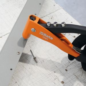 profesionální Sada nýtovací kleště + 700 hliníkových trhacích nýtů, BETA1741/C5 , ruční nýtovací kleště s nýty profi sada 