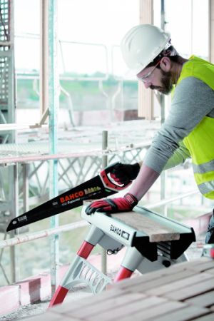 profi pila pro řezání středně tlustých dřevěných materiálů Bahco 2600-19-XT-HP, profi švédská pila na dřevo a dřevěné desky BAHCO Superior 