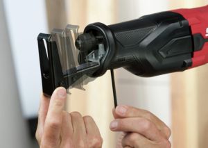 elektrická Pila ocaska 900W SKIL 4961DA