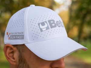 Kšiltovka BETA bílá se zahnutým kšiltem perforovaná pracovní kšiltovka Beta tools reklamní kšiltovka bílá Beta racing 9525WB