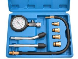 Kompresiometr pro benzinové motory, kompresiometr benzín, přístroj pro měření kompresního tlaku ve válcích benzinových zážehových motorů