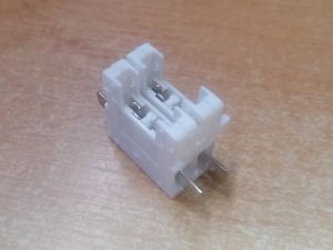 Držák plochých pojistek bílý