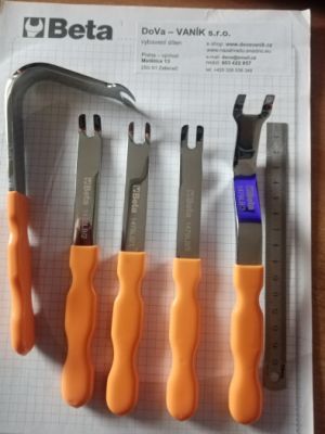 uvolňovač plastových příchytek auto čalounění jemná sada profi Beta1479LB/C5,vytahovač plastových hříbků autočalounění a plastů
